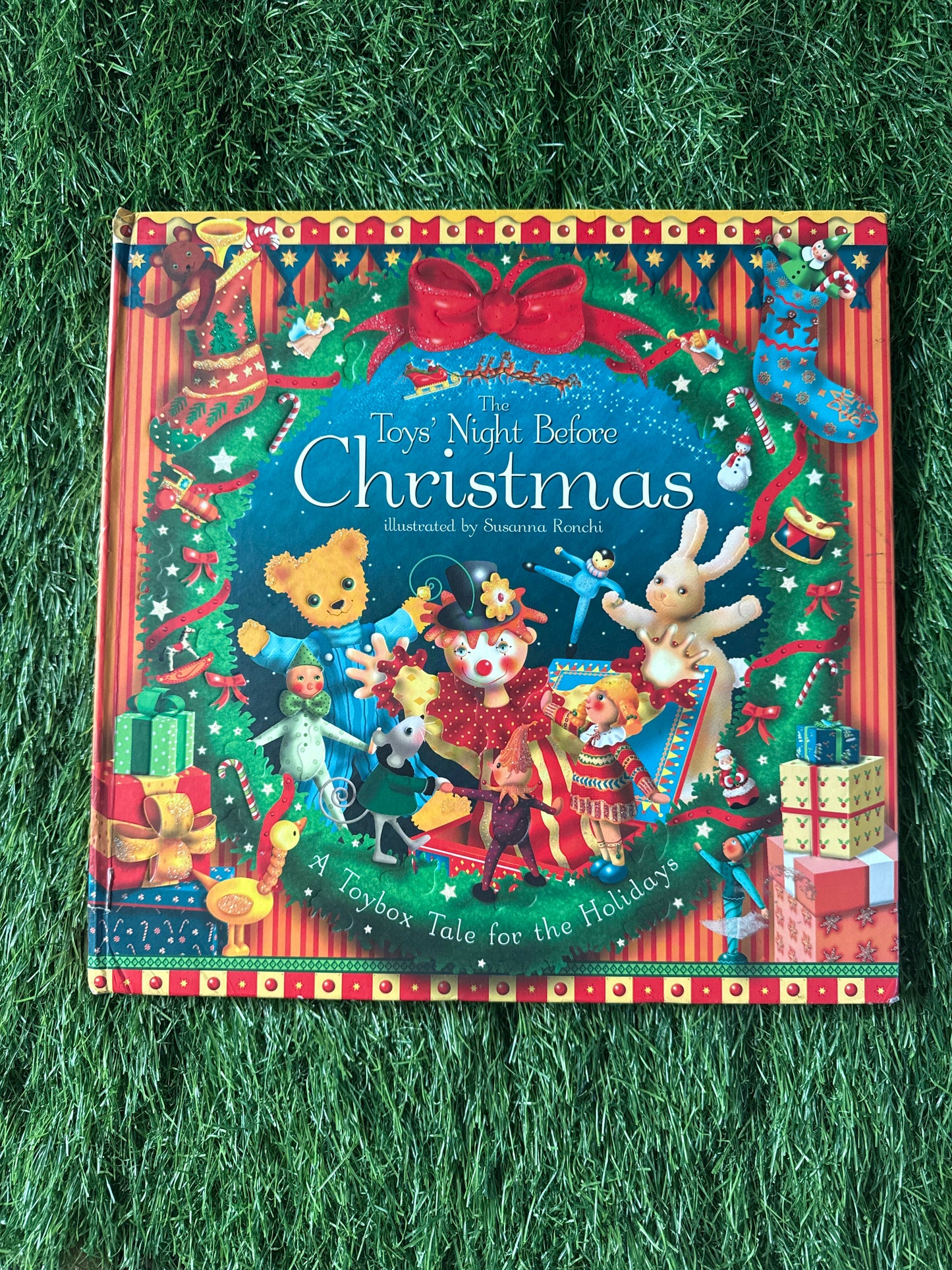 The Toy's Night Before Christmas